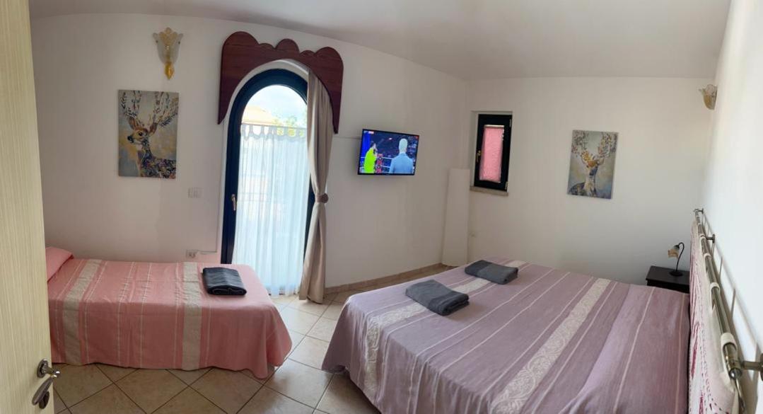 B&B Le Farfalle Palau Exterior photo
